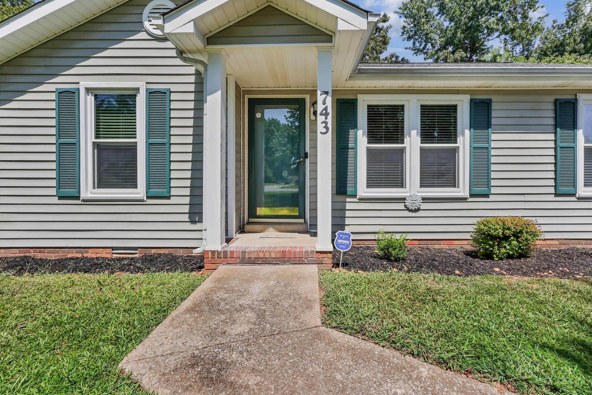 743 Spees Dr