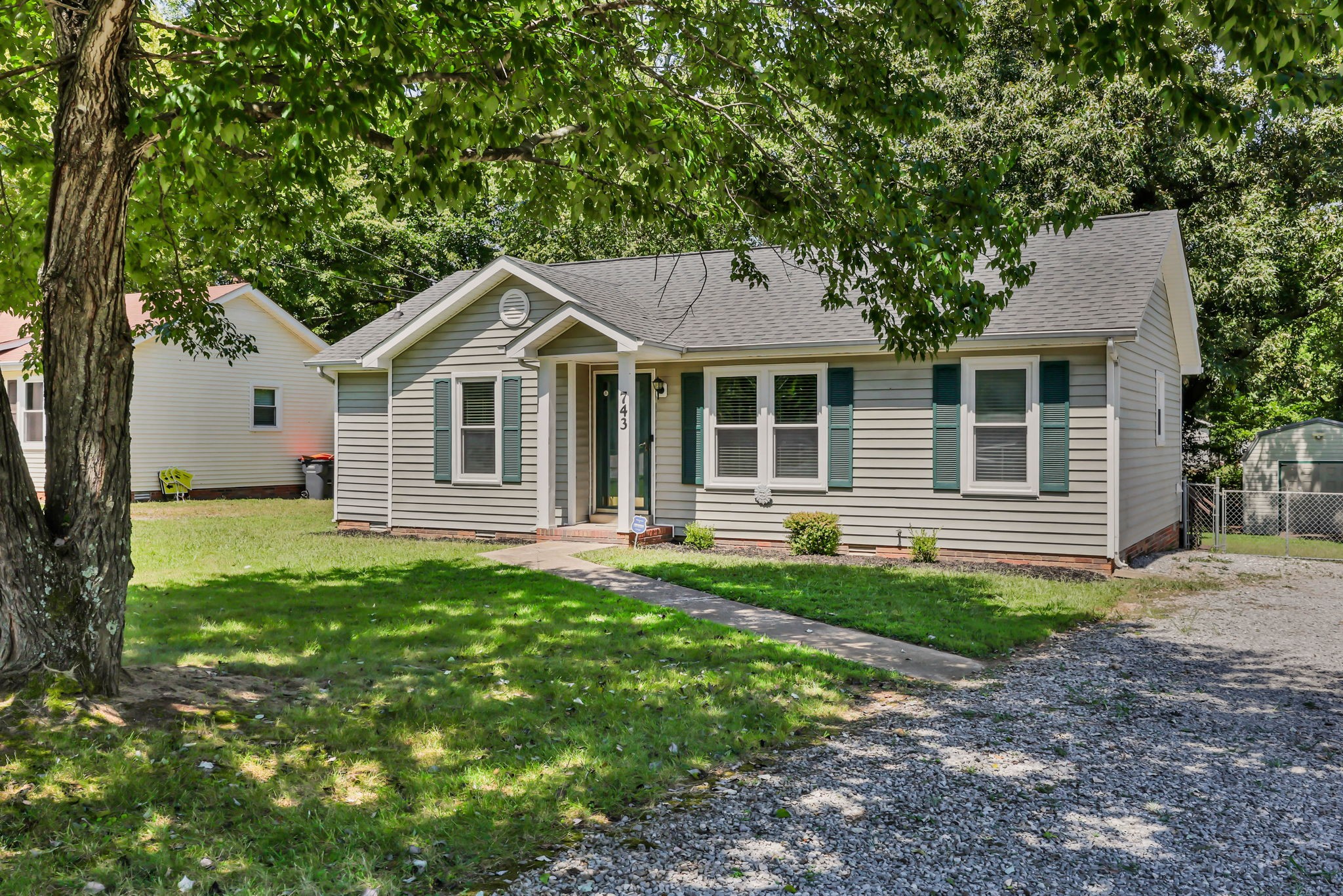 743 Spees Dr