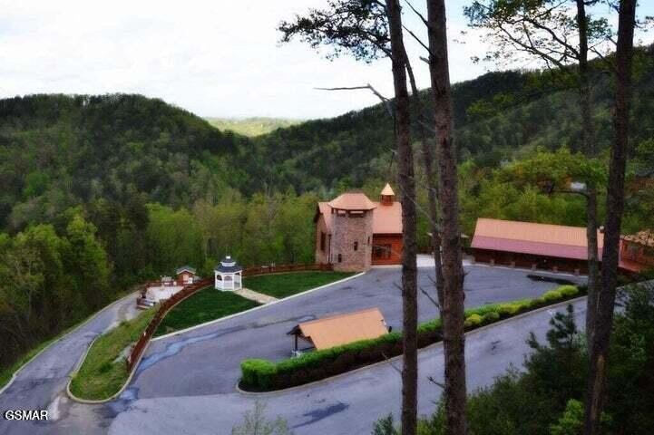 1740 High Rock Way
