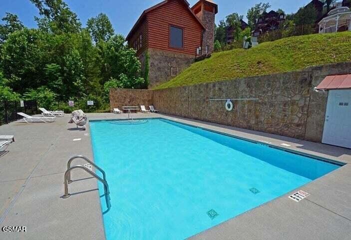 1740 High Rock Way