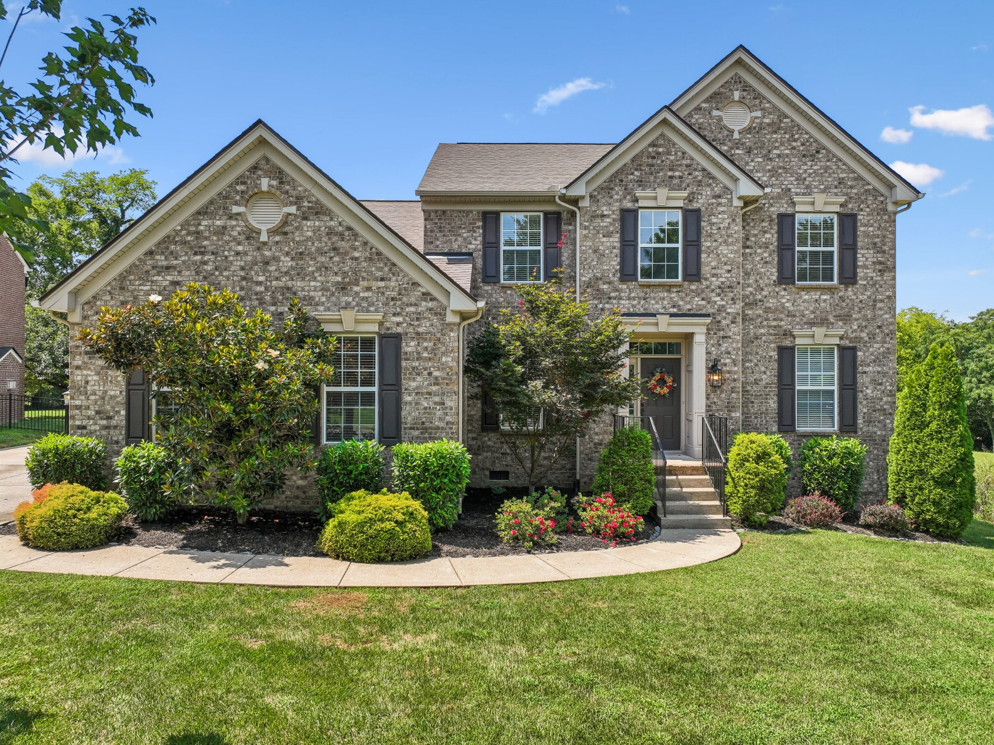 1053 Avery Trace Cir