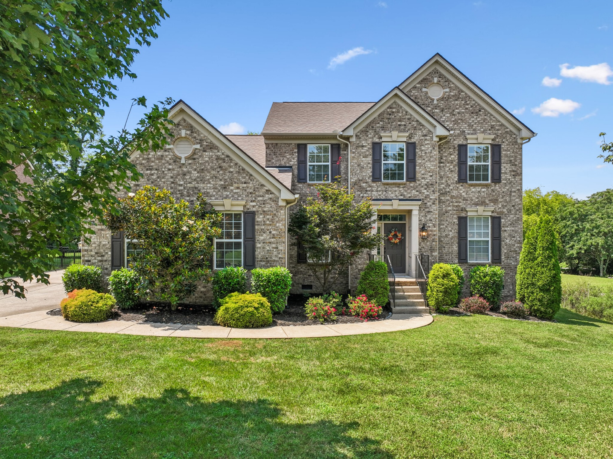 1053 Avery Trace Cir
