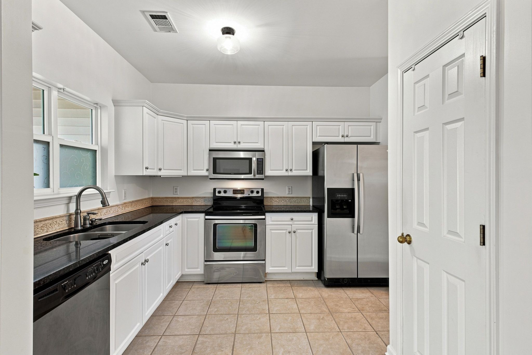 421 Normandy Cir