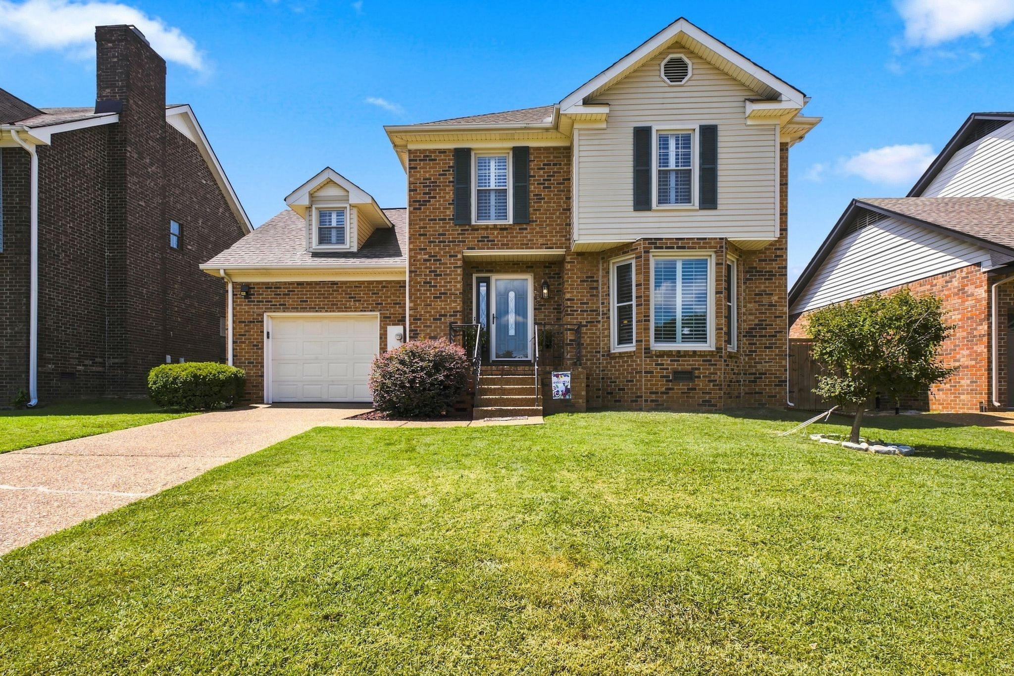 402 N Cameron Ct