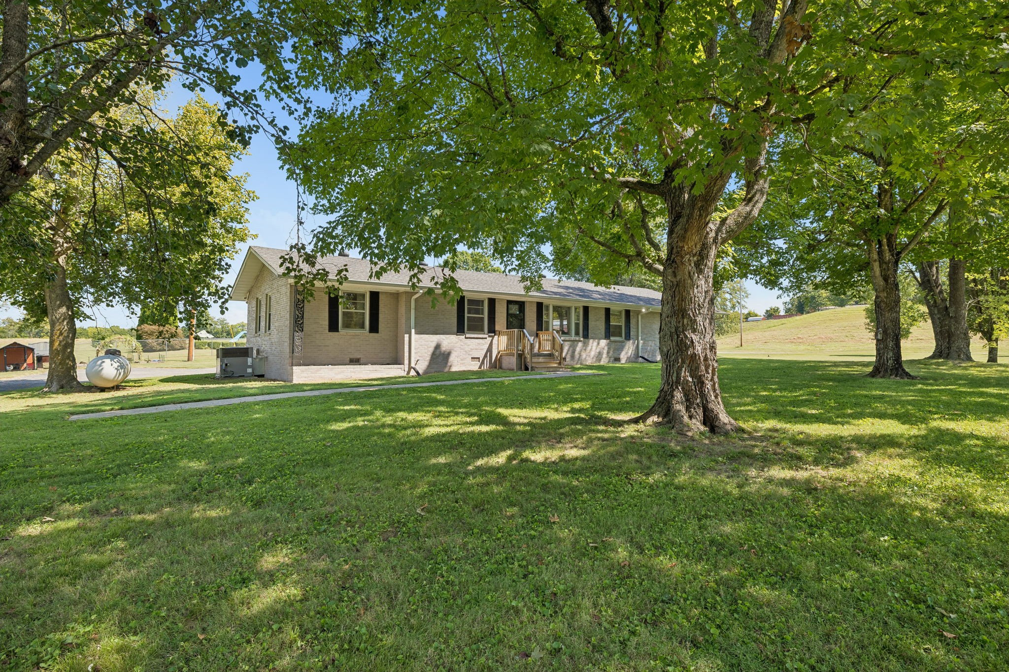 390 Rankin Rd