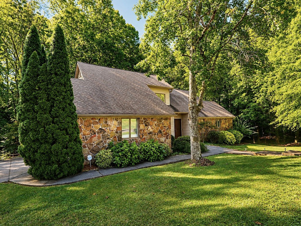 113 Birdie Ct, NW