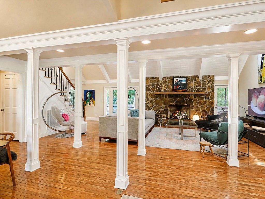 113 Birdie Ct, NW