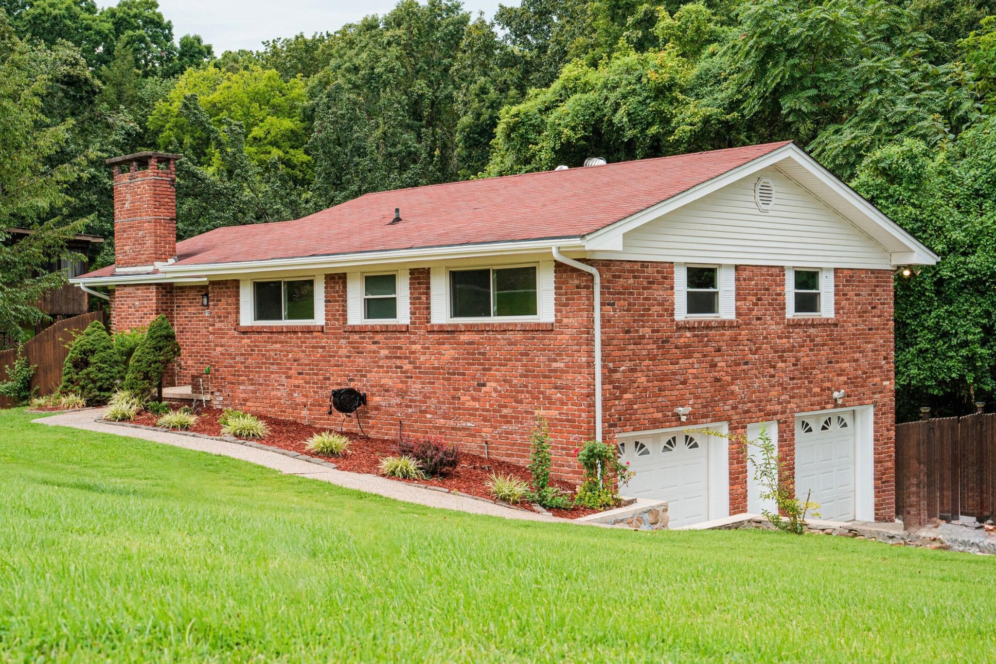 1329 Cloverdale Drive