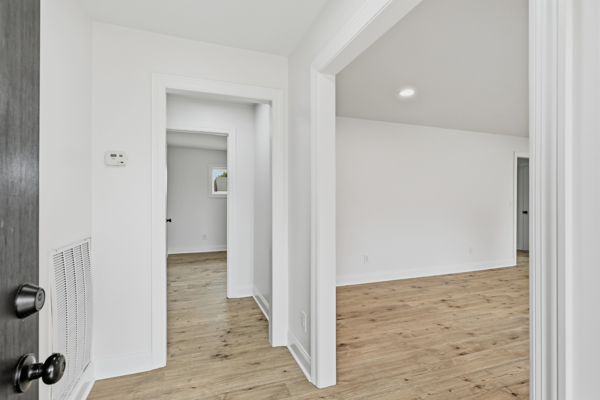 808 Cowan Ave