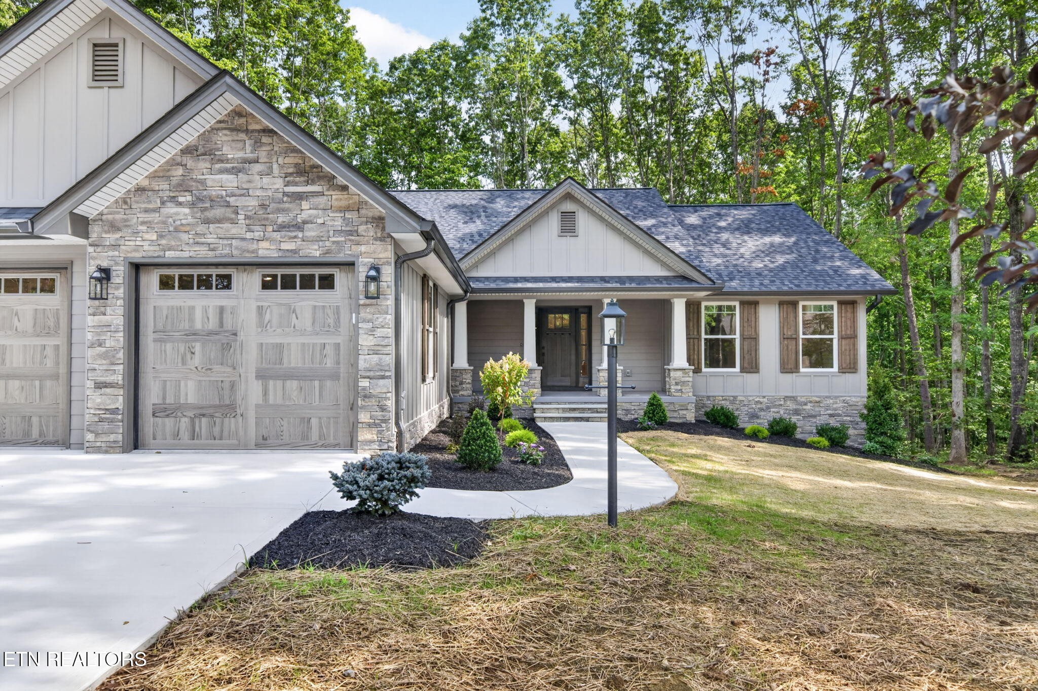 321 Beachwood Drive