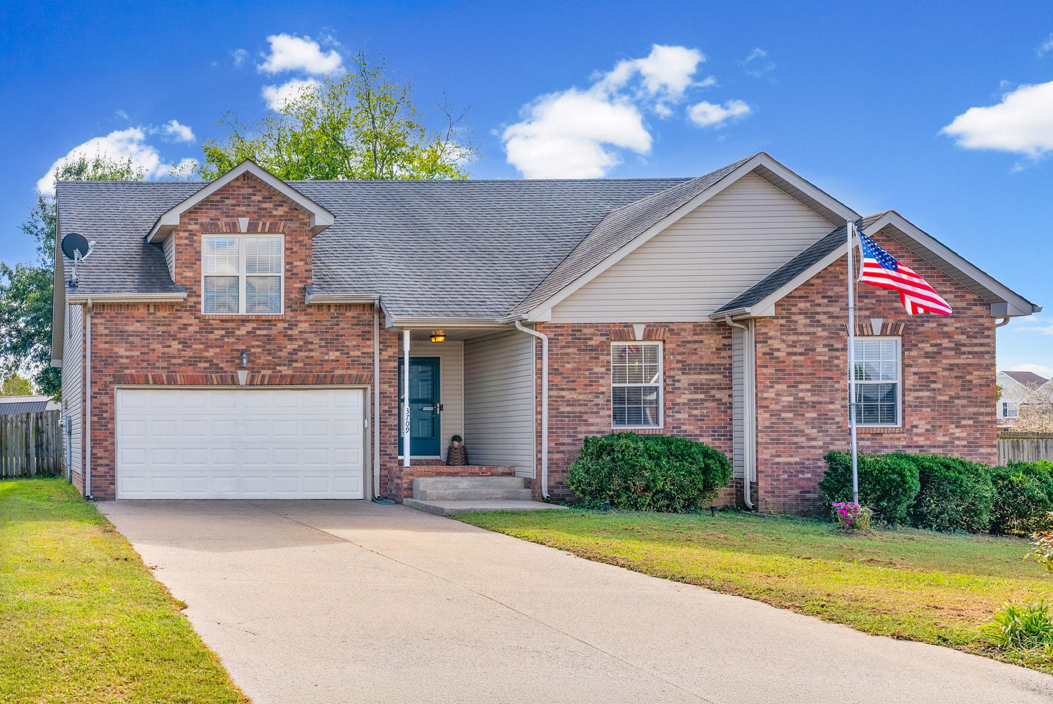 3709 Wheatfield Ln