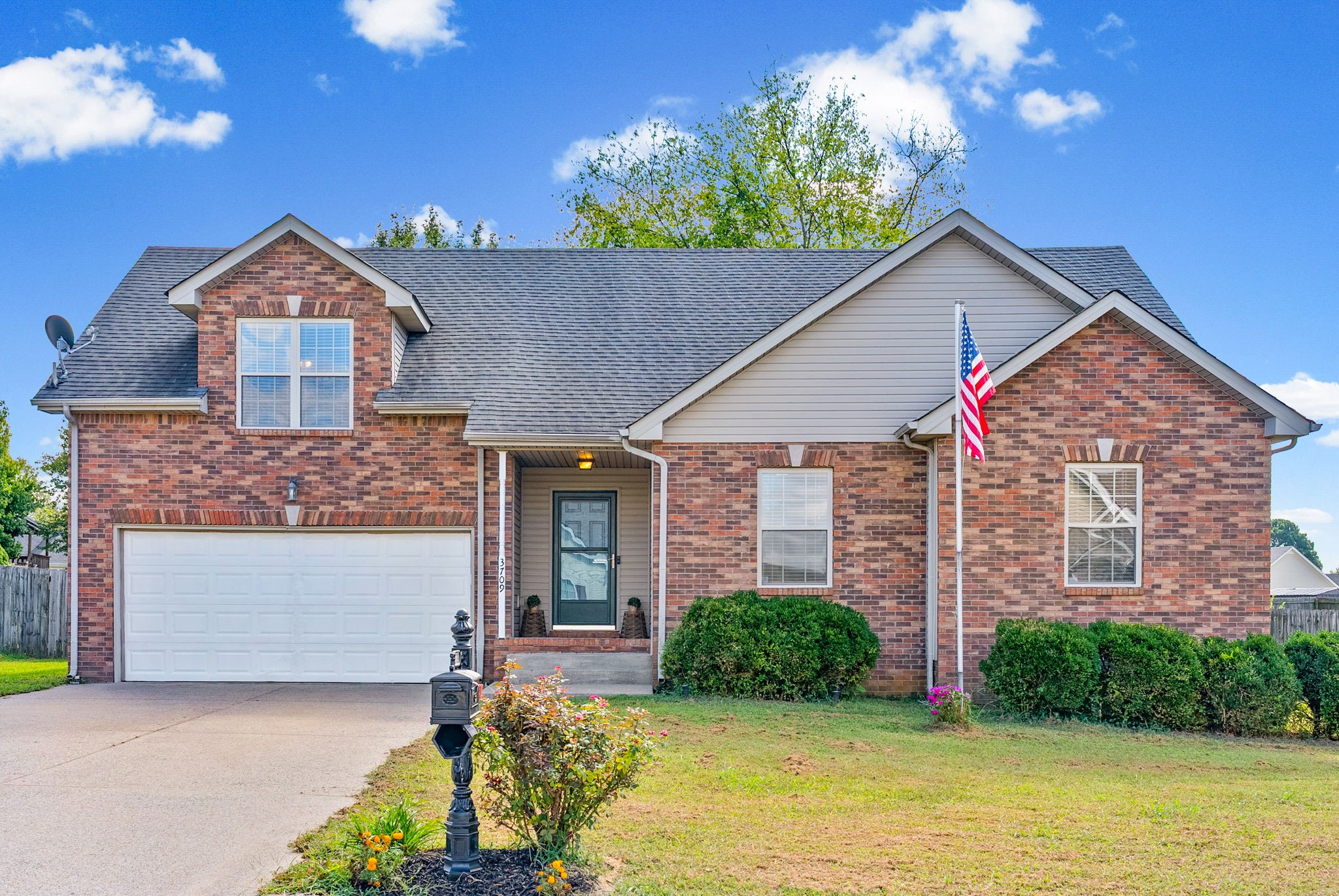 3709 Wheatfield Ln