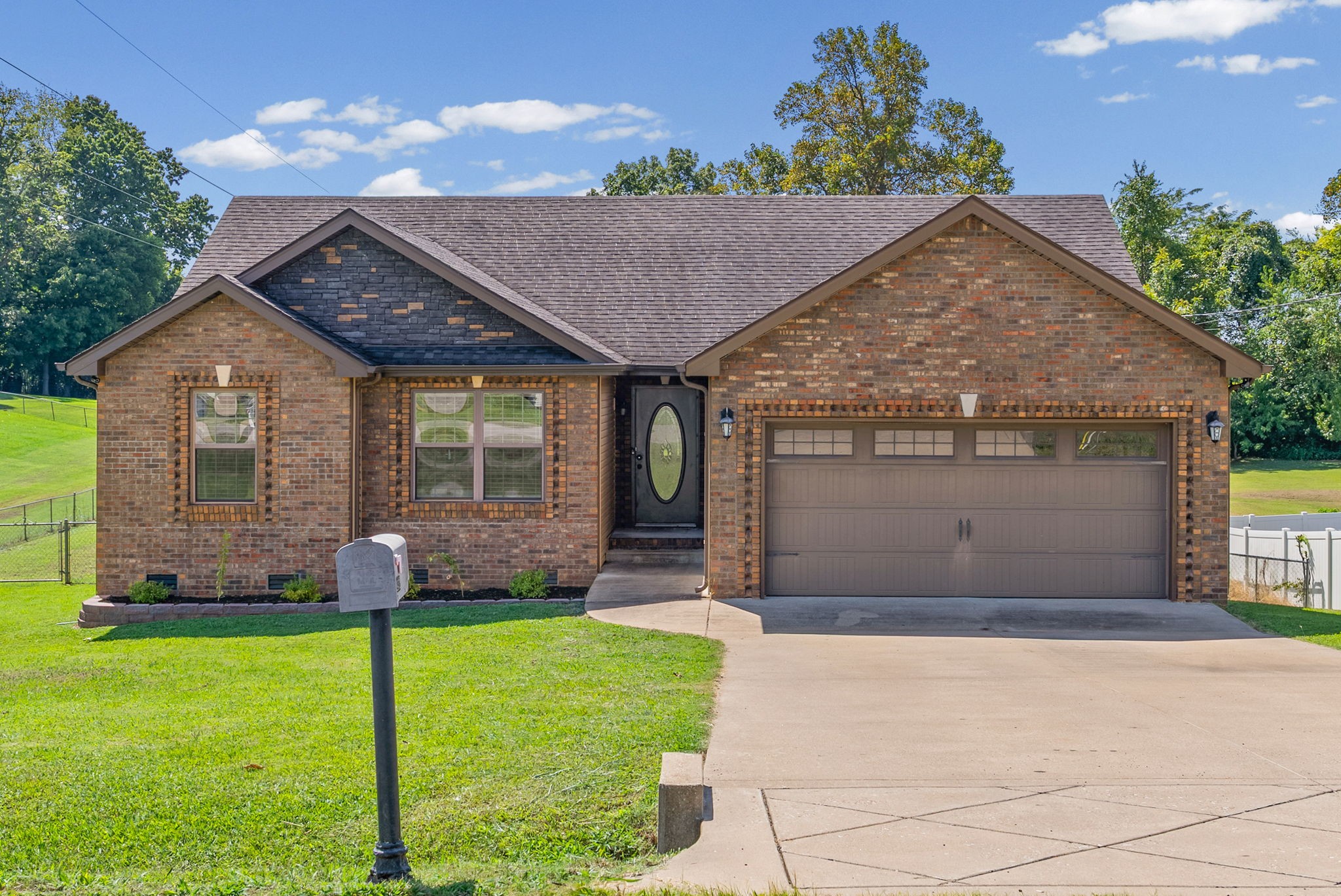 2432 Artie Manning Rd