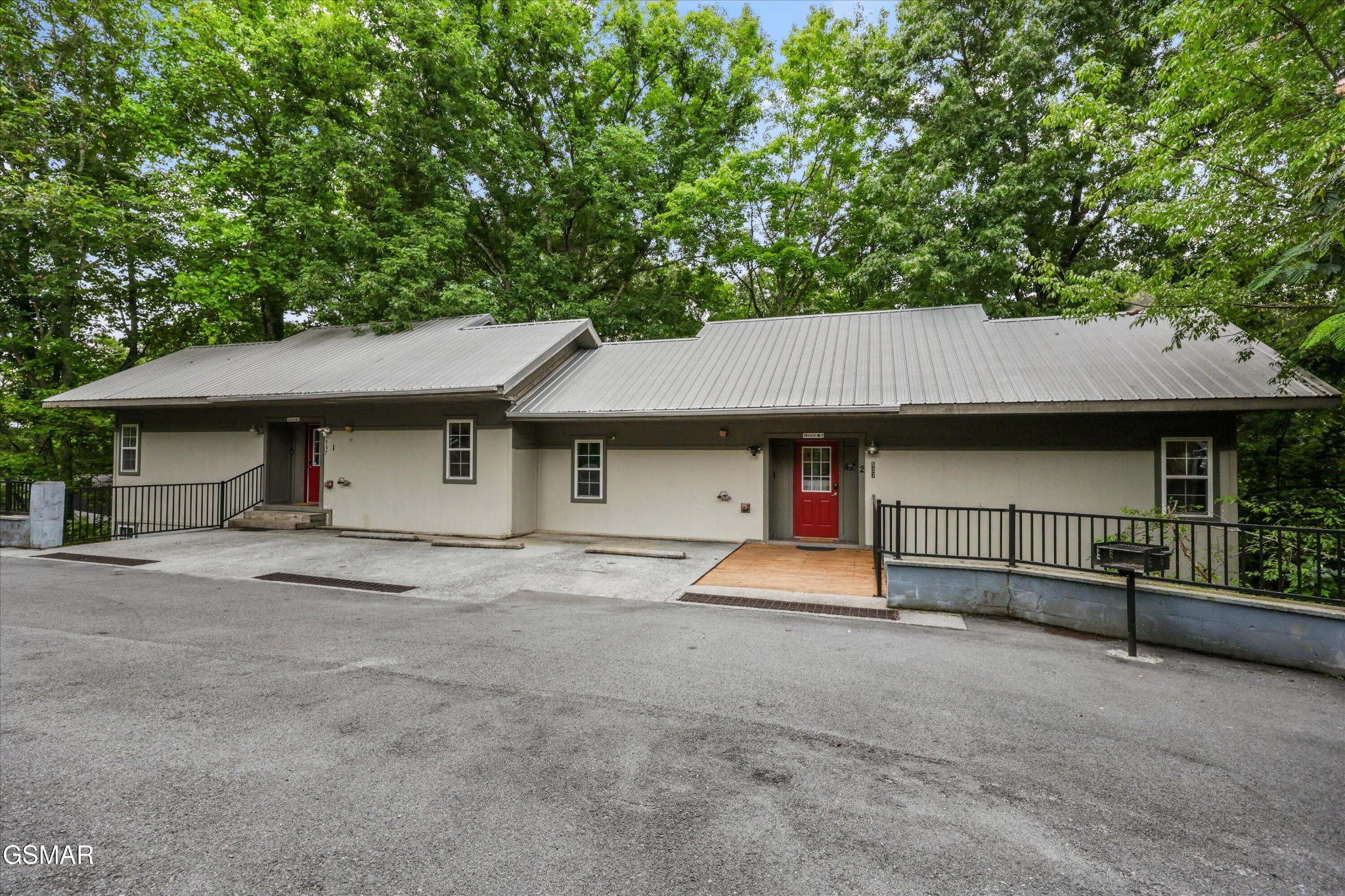 537 Johnson Lane