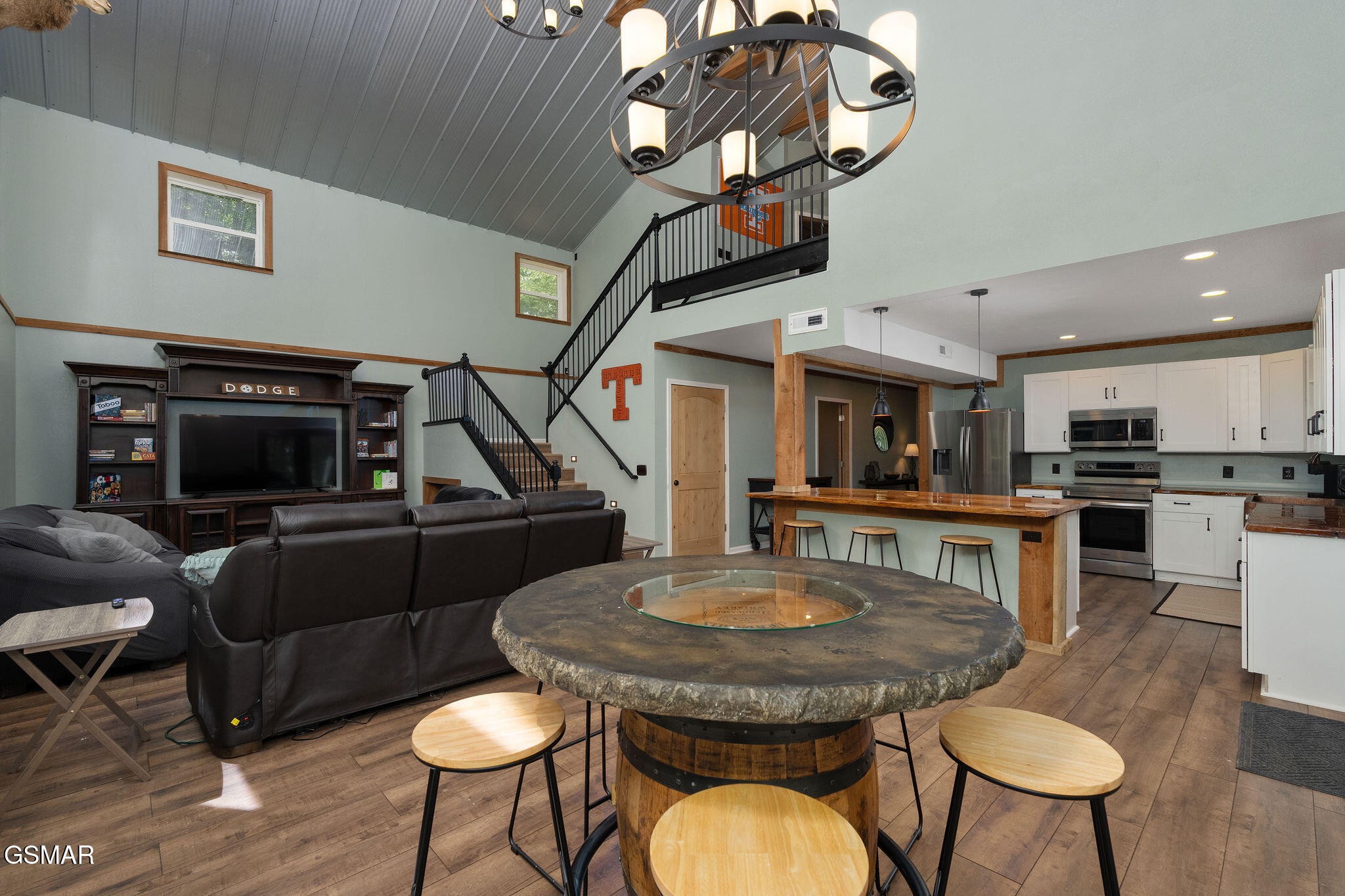 148 Chimney Rock Lane