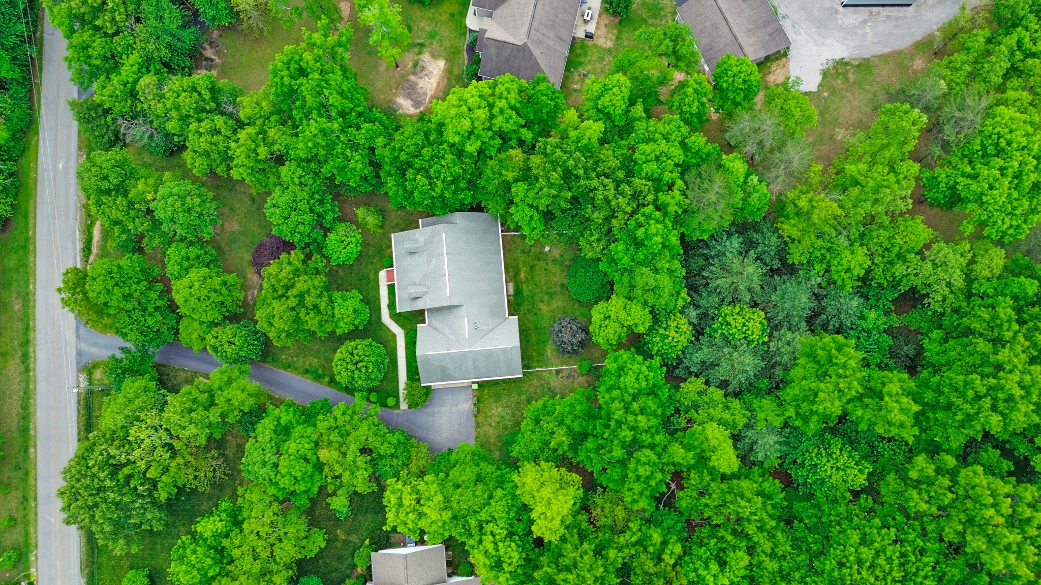 121 Laurelwood Ln
