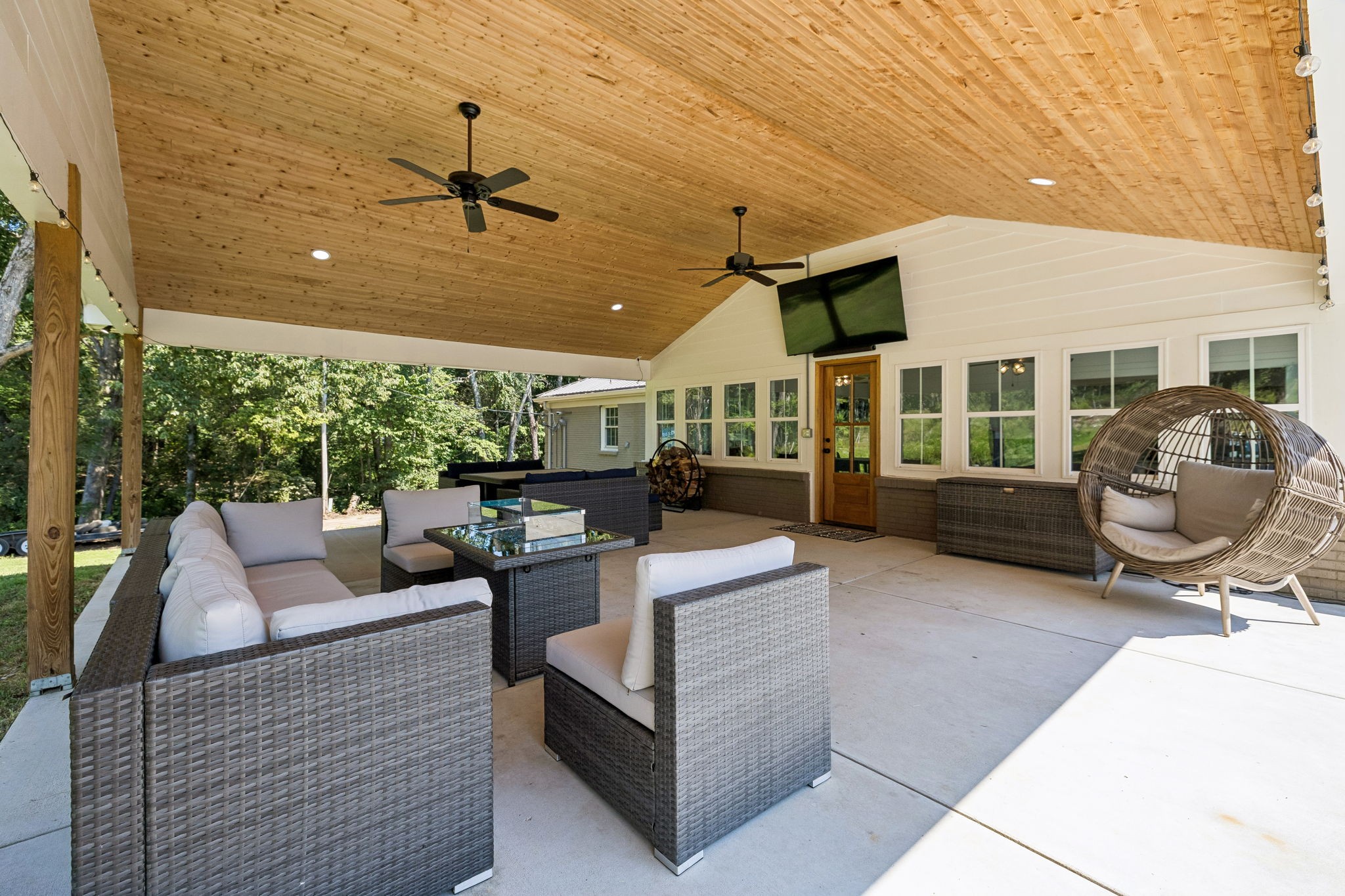 875 Coon Creek Rd
