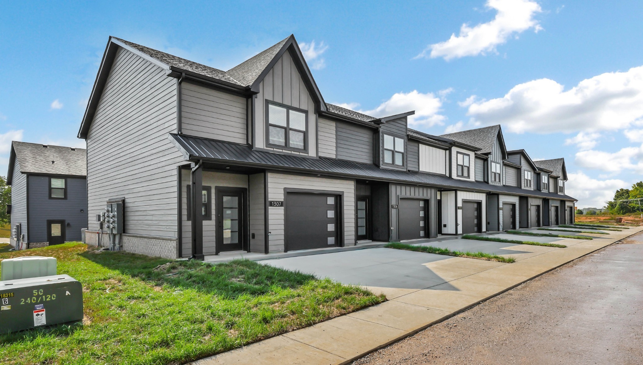 1305 Jonathan Wade Circle