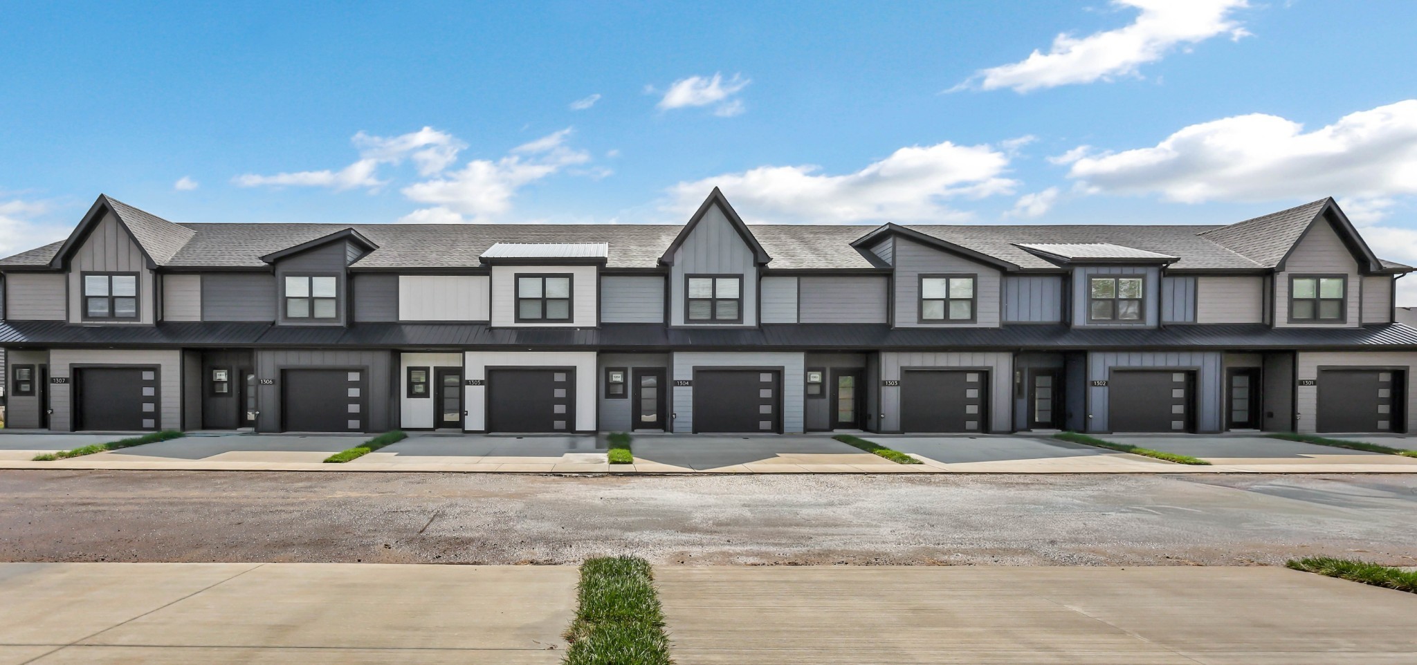 1305 Jonathan Wade Circle