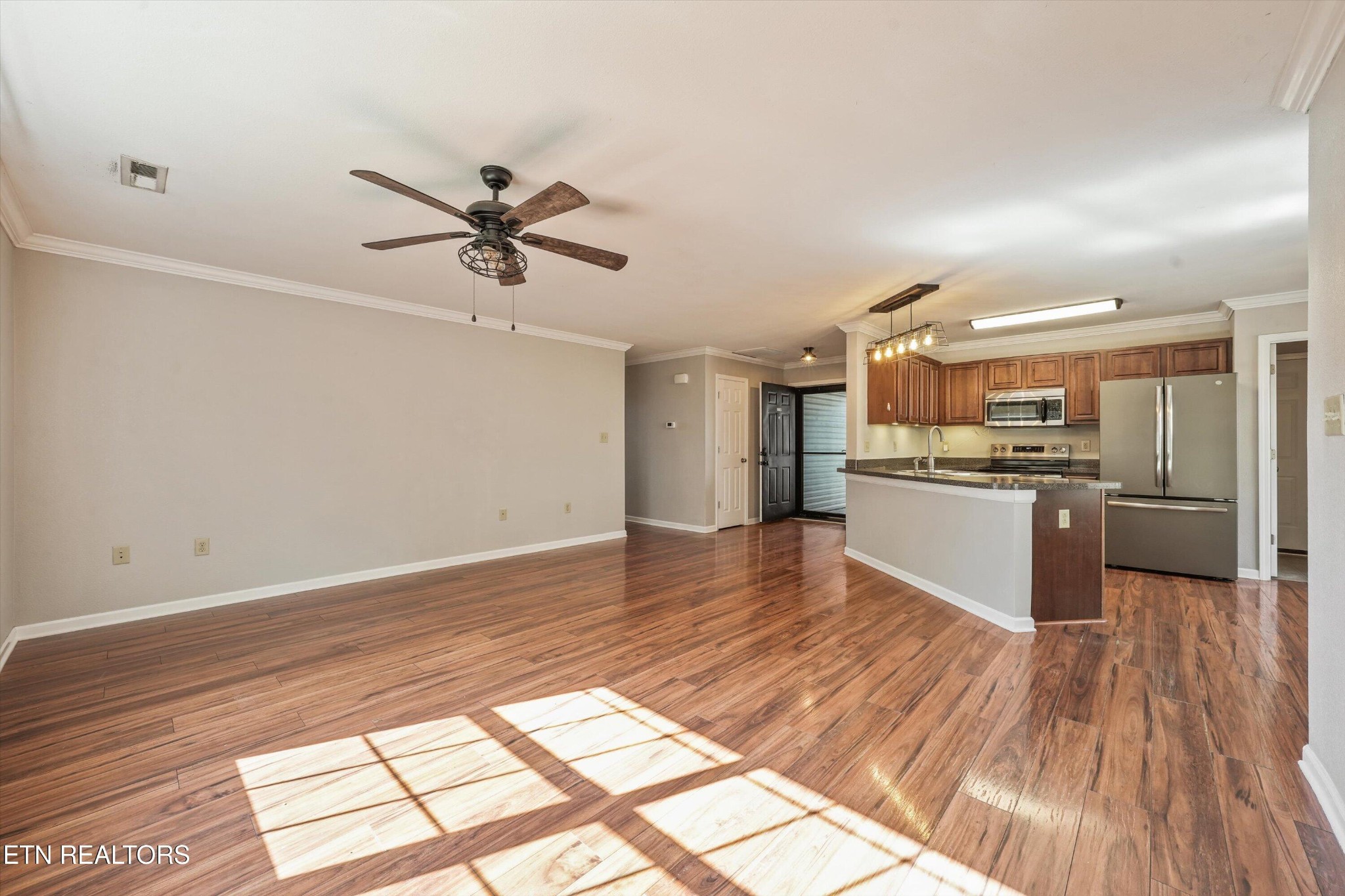 1006 Stones Throw Lane