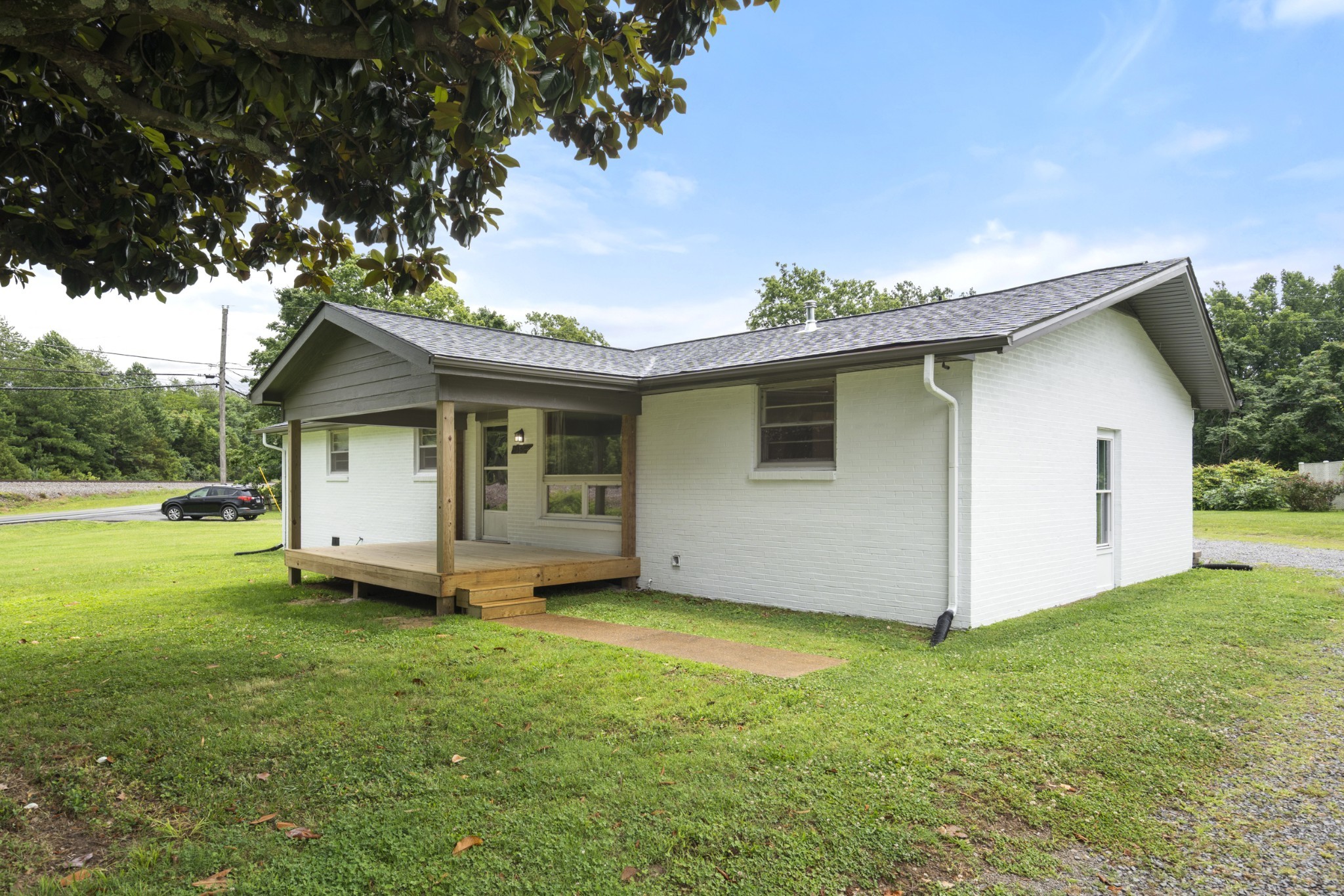 1156 Chestnut Dr