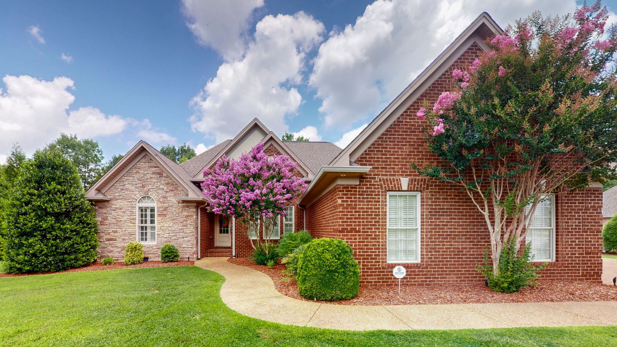 1007 Briarwood Dr