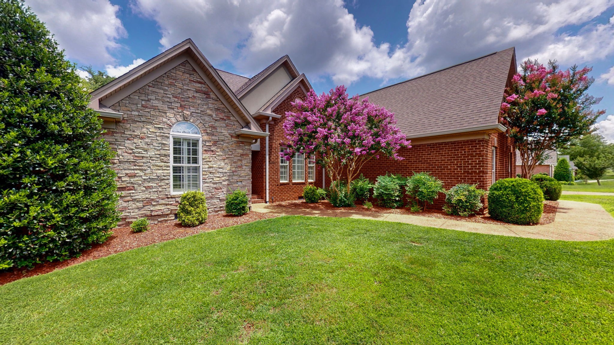 1007 Briarwood Dr