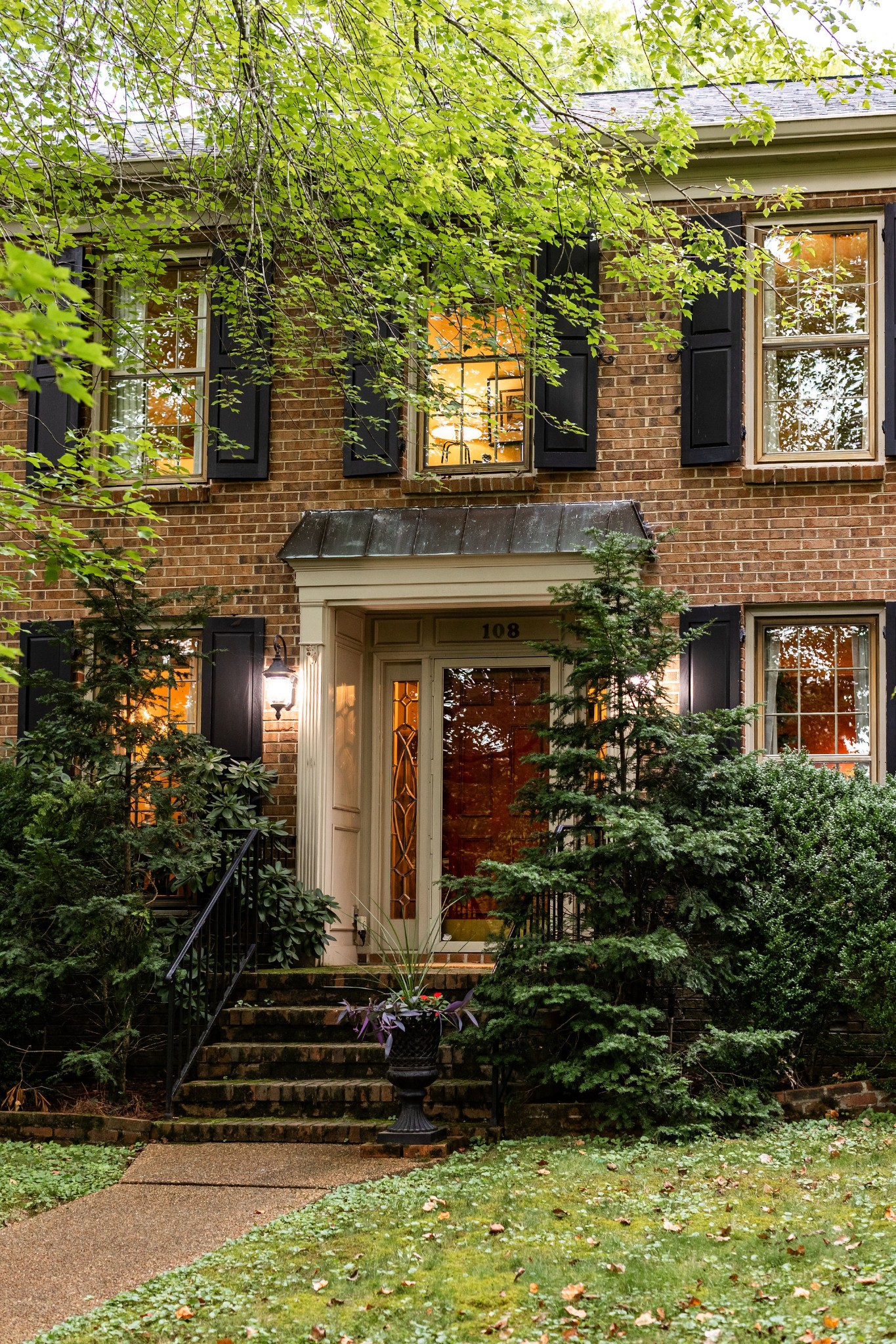 108 Ravenwood Ct