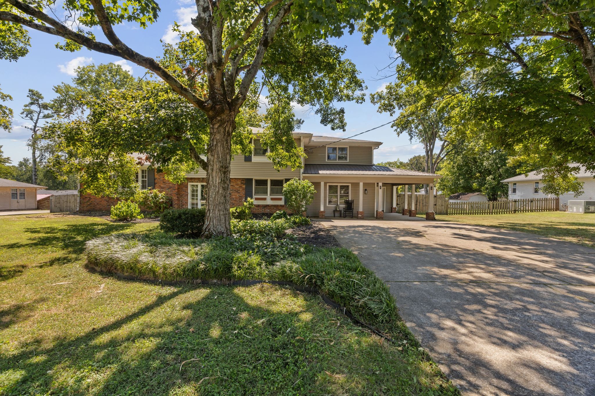 343 Derby Ln