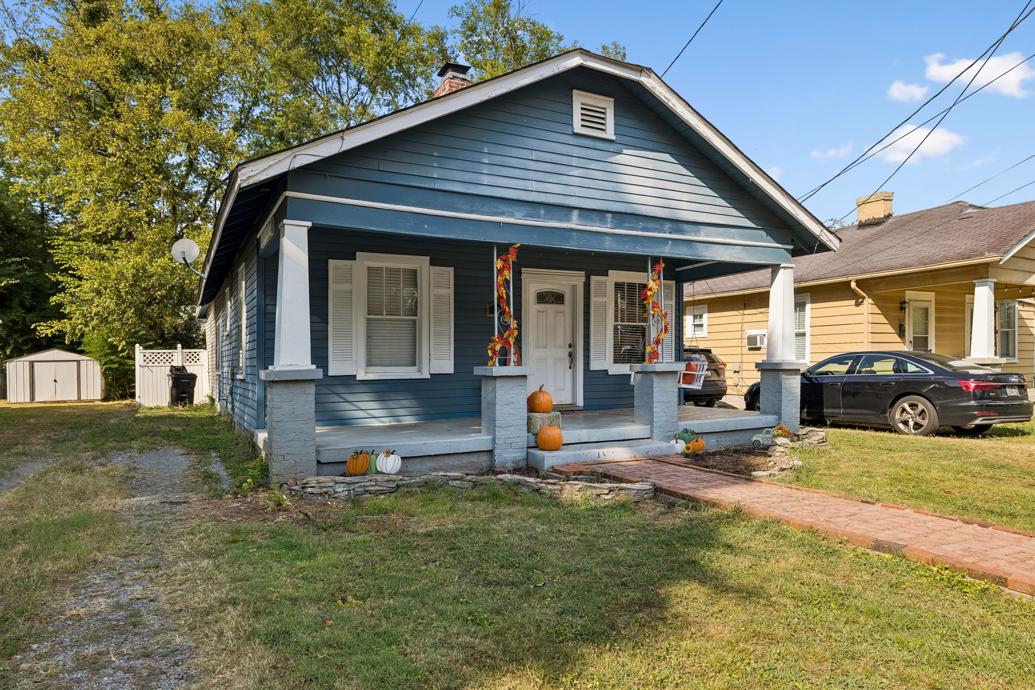 817 E Vine St