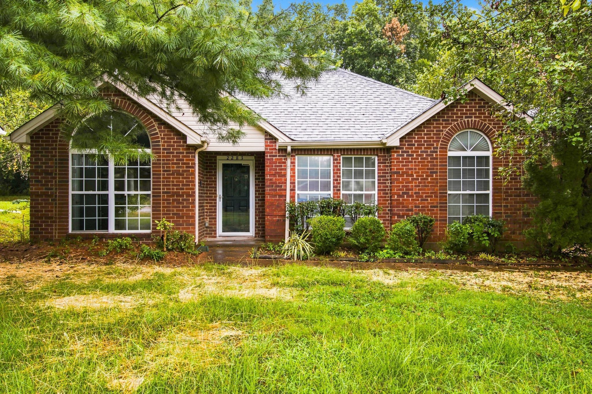 2283 Joann Dr