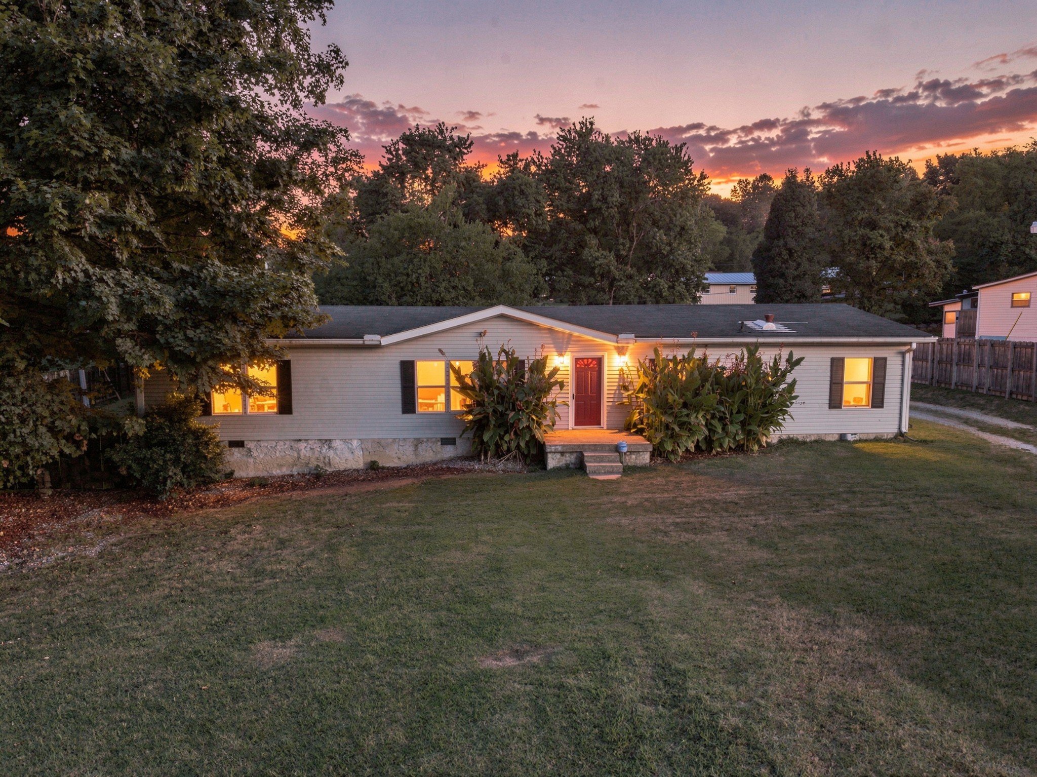 2830 Posey Hill Rd