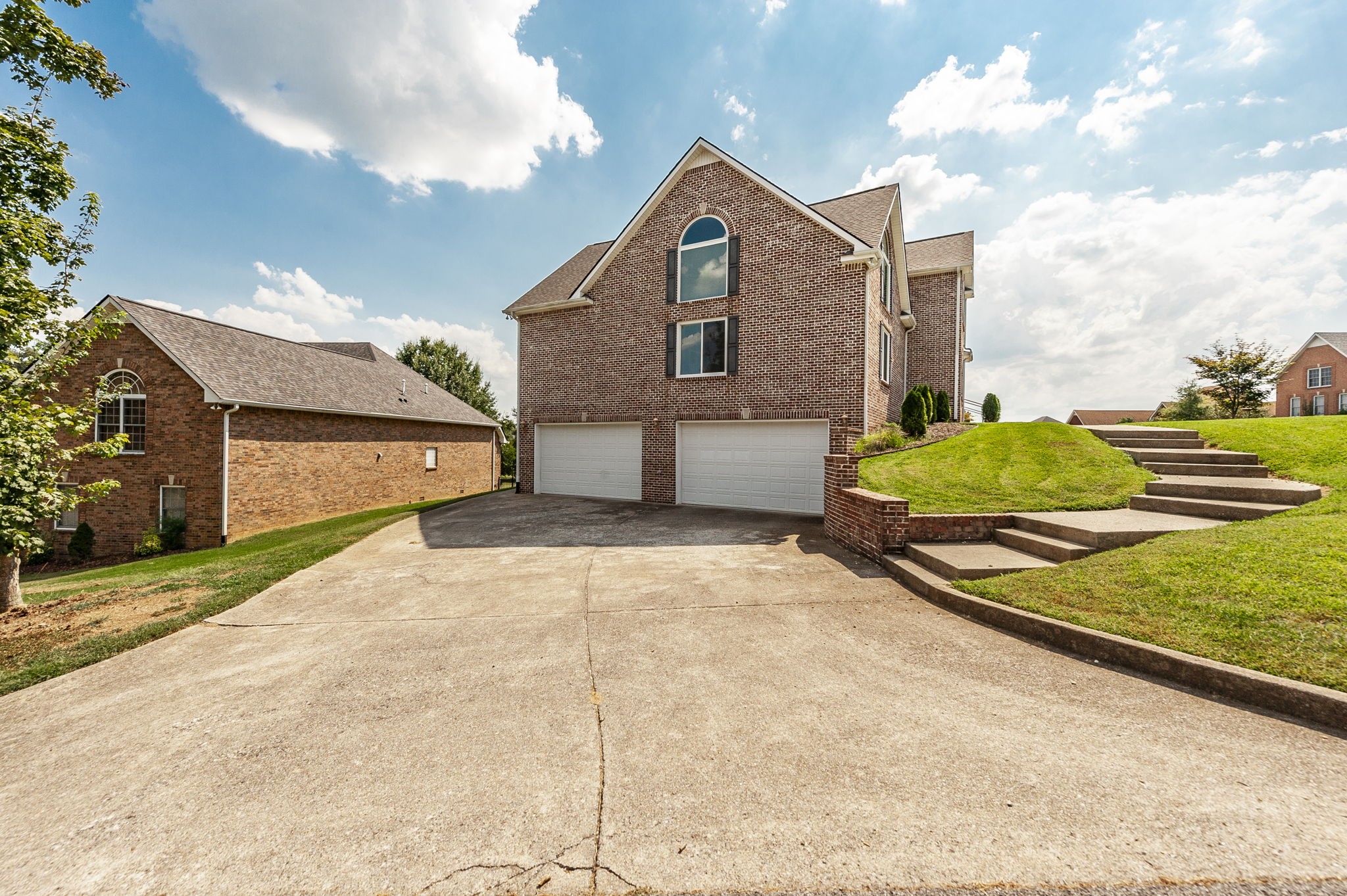 157 Wynridge Way, N