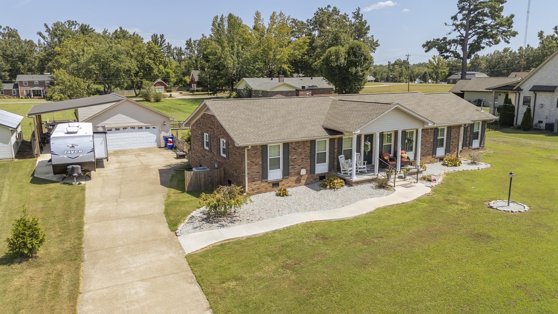 60 AVALON PL