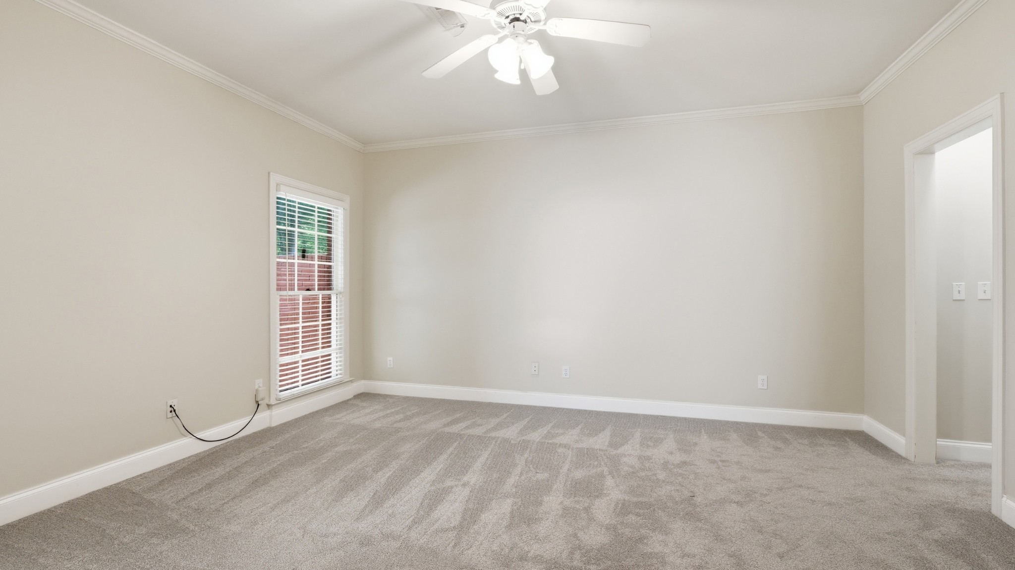 143 Hickory Ct