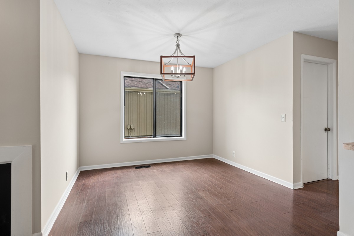 852 Todd Preis Dr