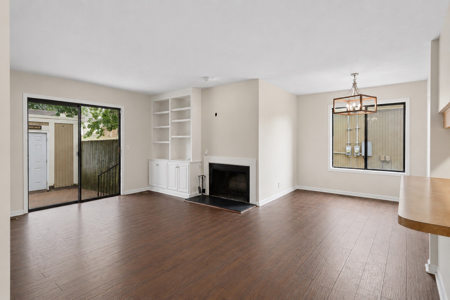 852 Todd Preis Dr