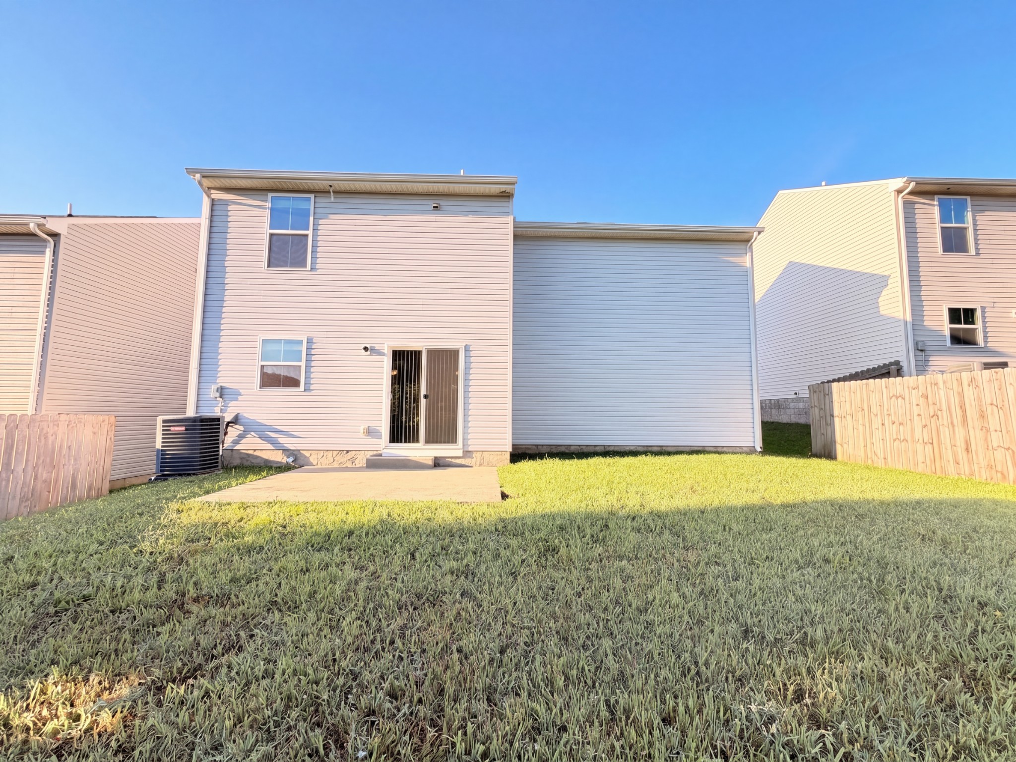 1869 Belle Arbor Dr