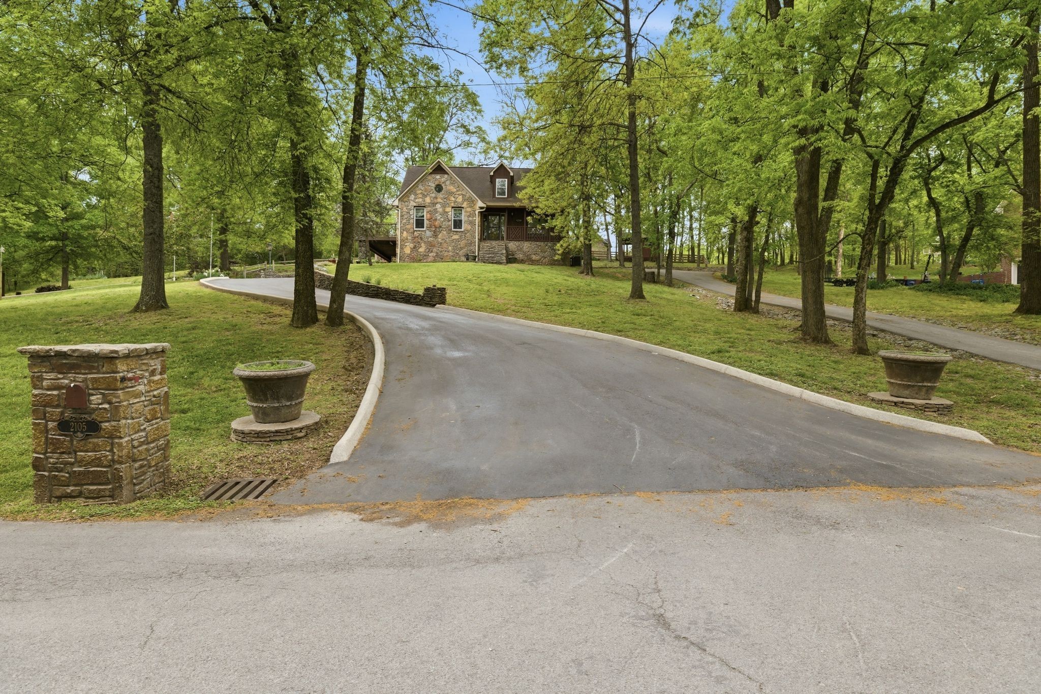 2105 Alpine Dr