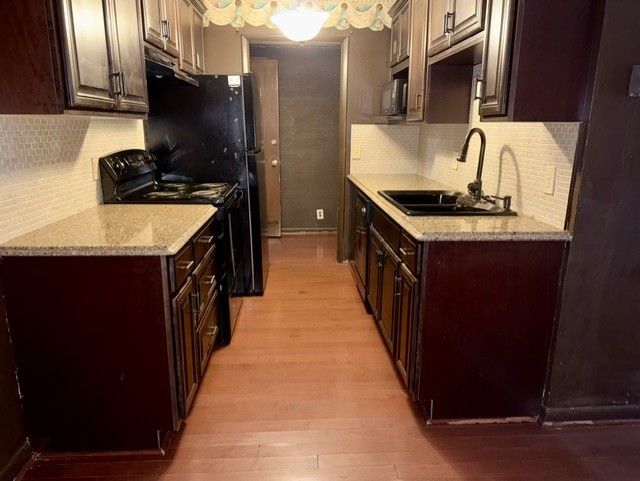 4425 Westlawn Dr