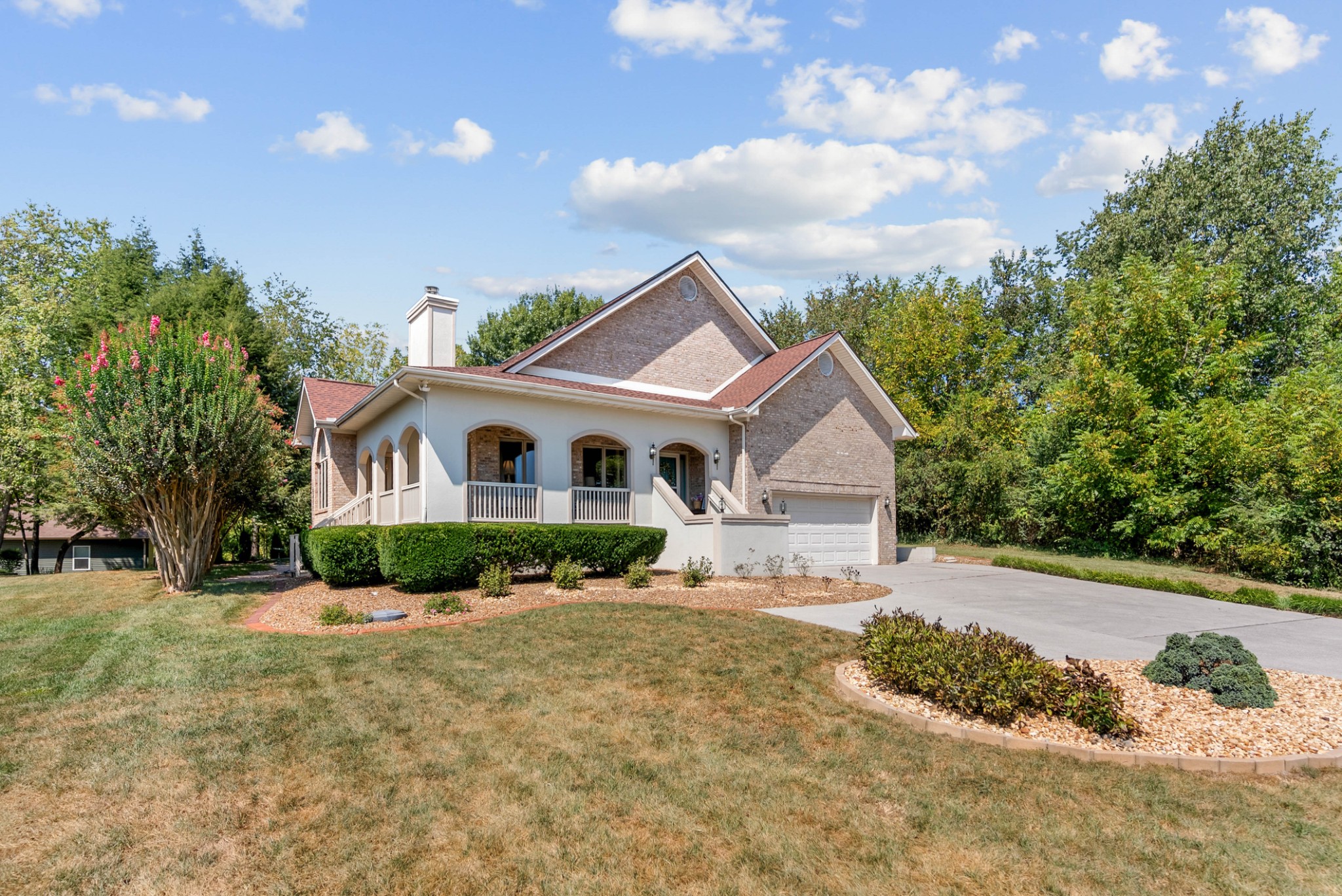 153 Oonoga Way