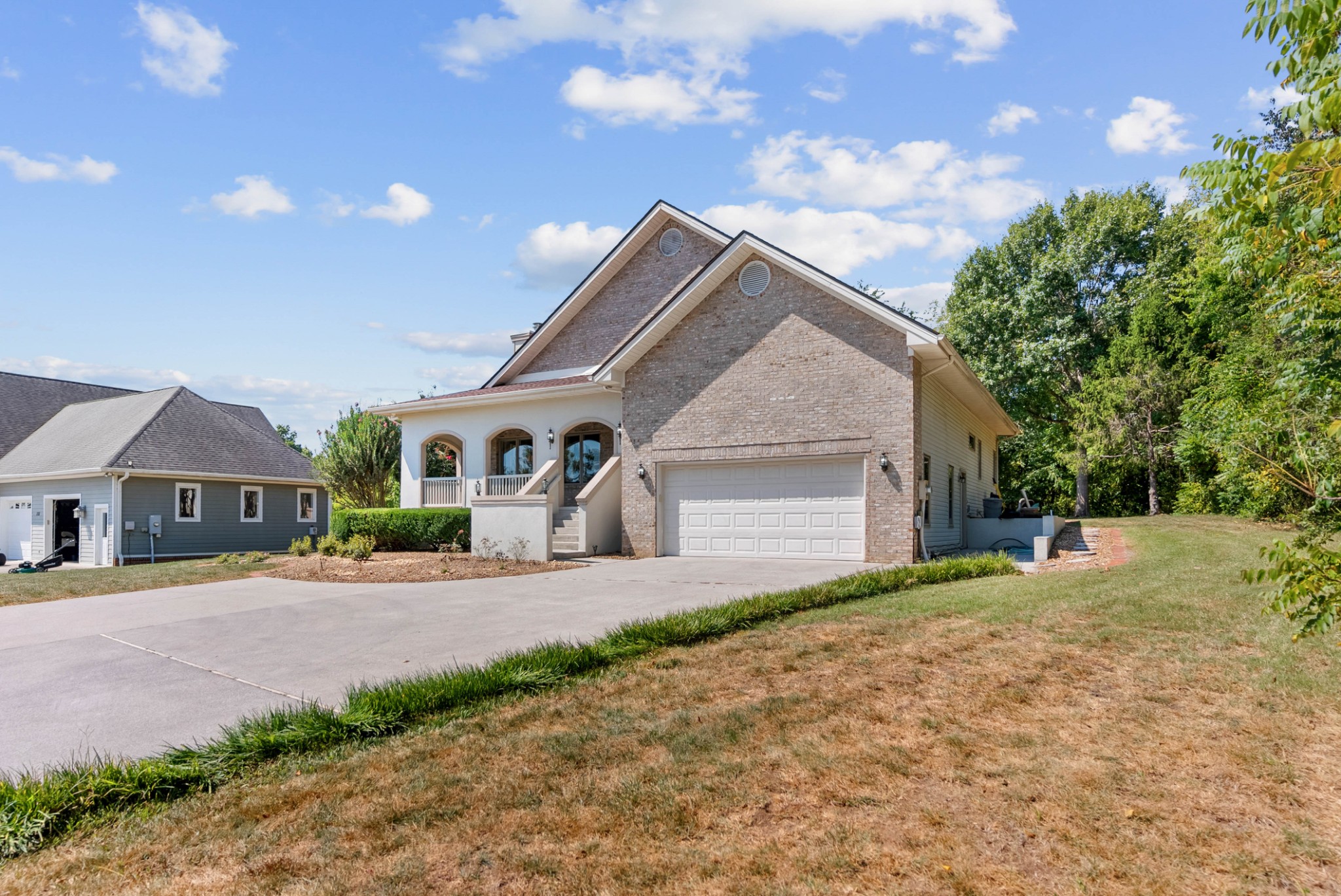 153 Oonoga Way