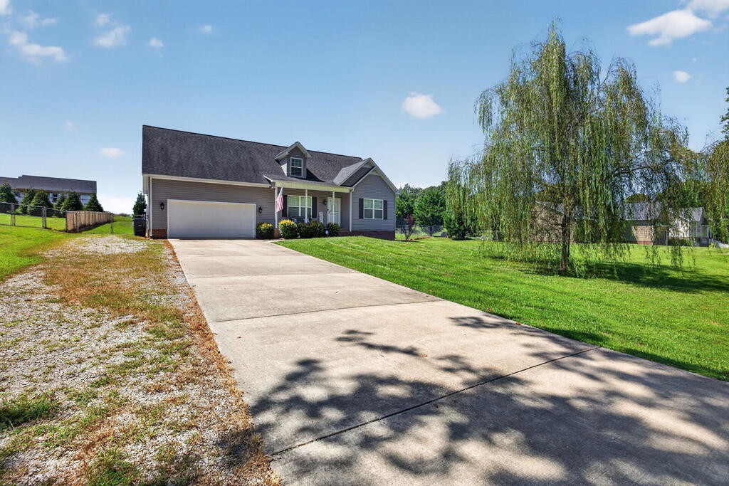 1521 Bay View Dr