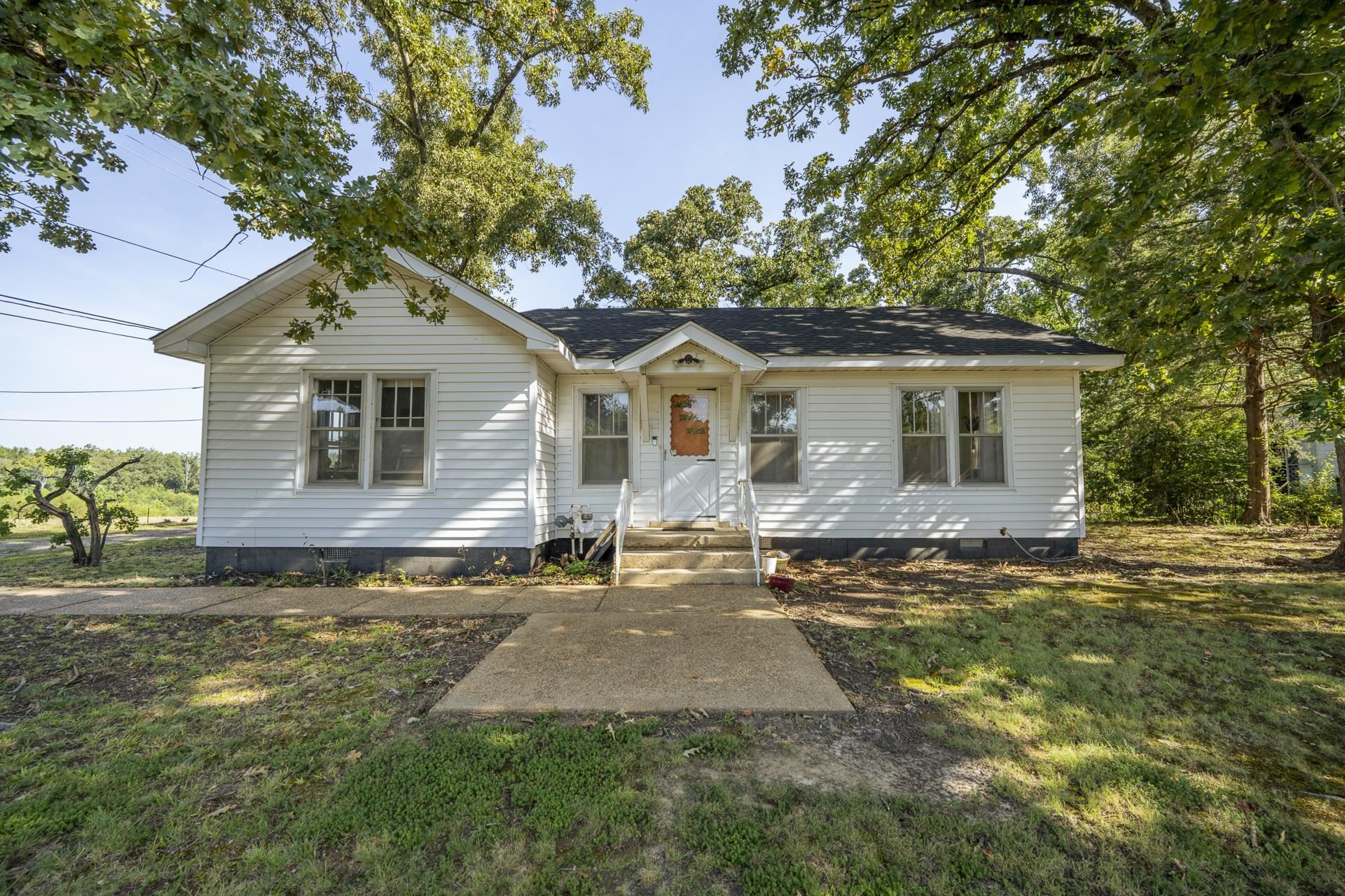 340 OAK ST