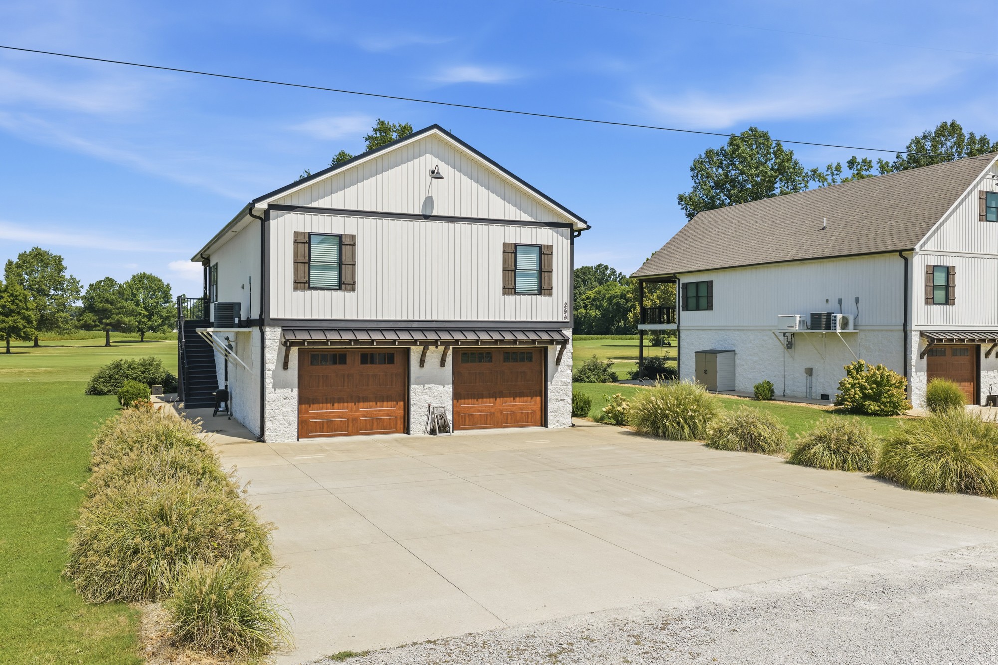 256 Fairway Villa Ln