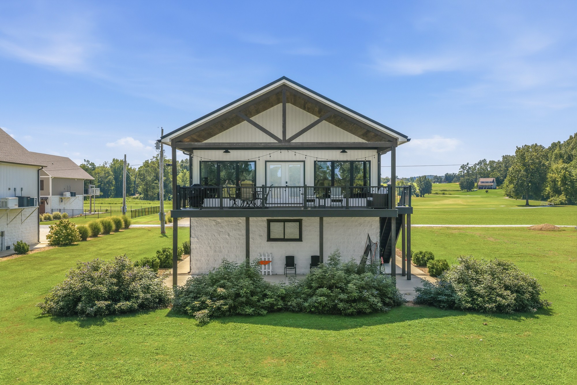 256 Fairway Villa Ln