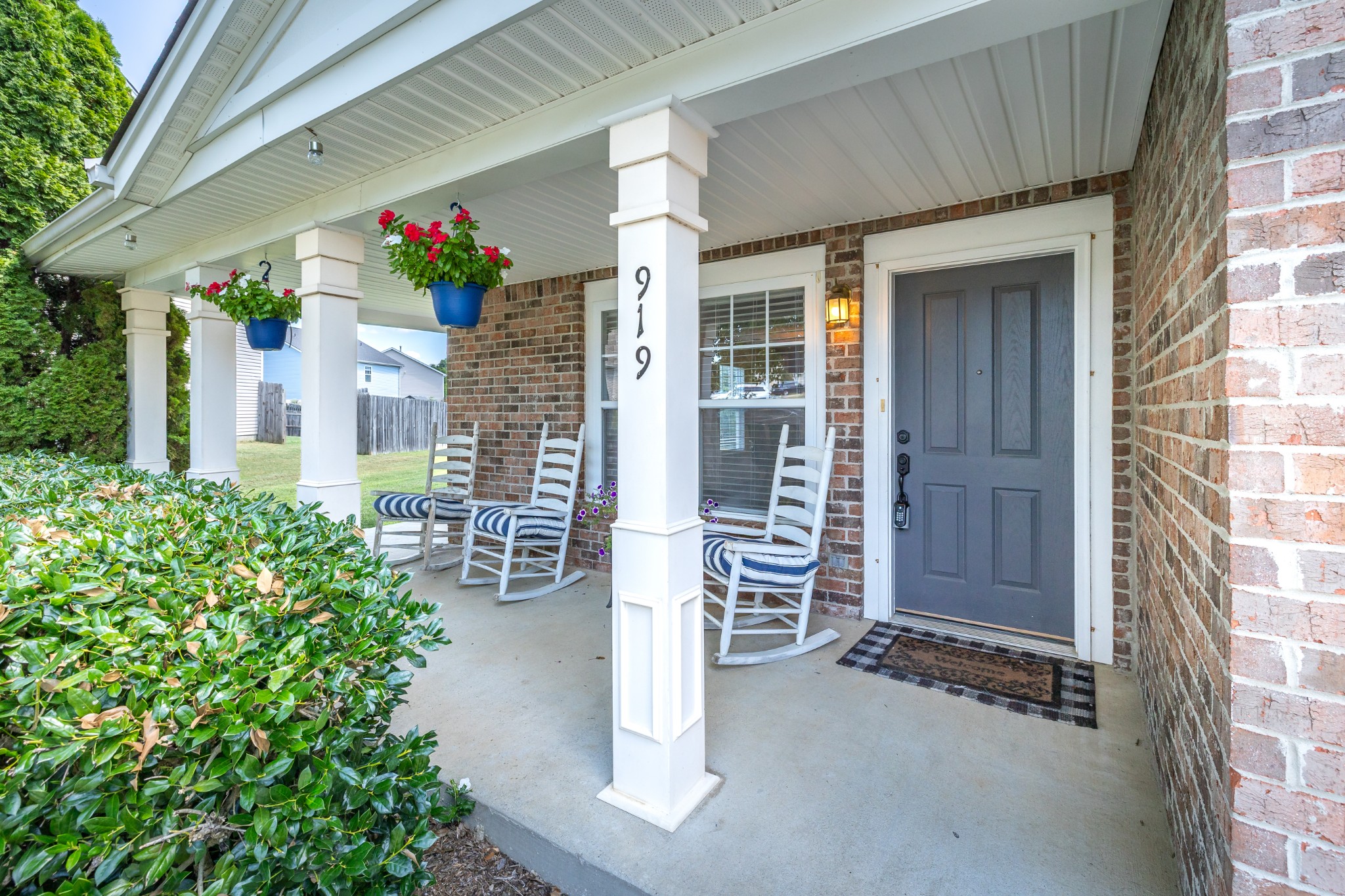 919 Grand Oak Dr