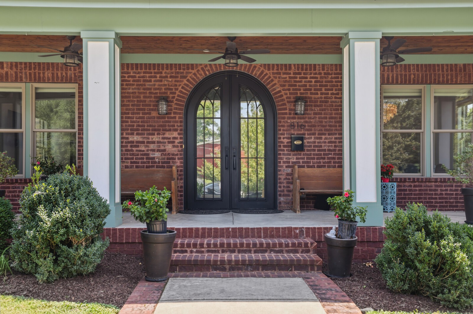 816 Shelby Ave