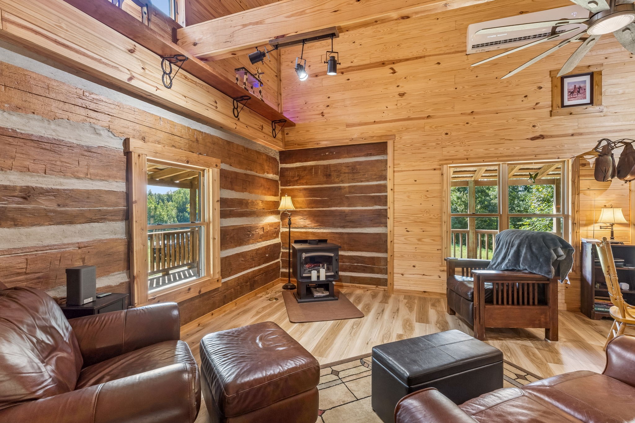 1543 Wray Branch Rd