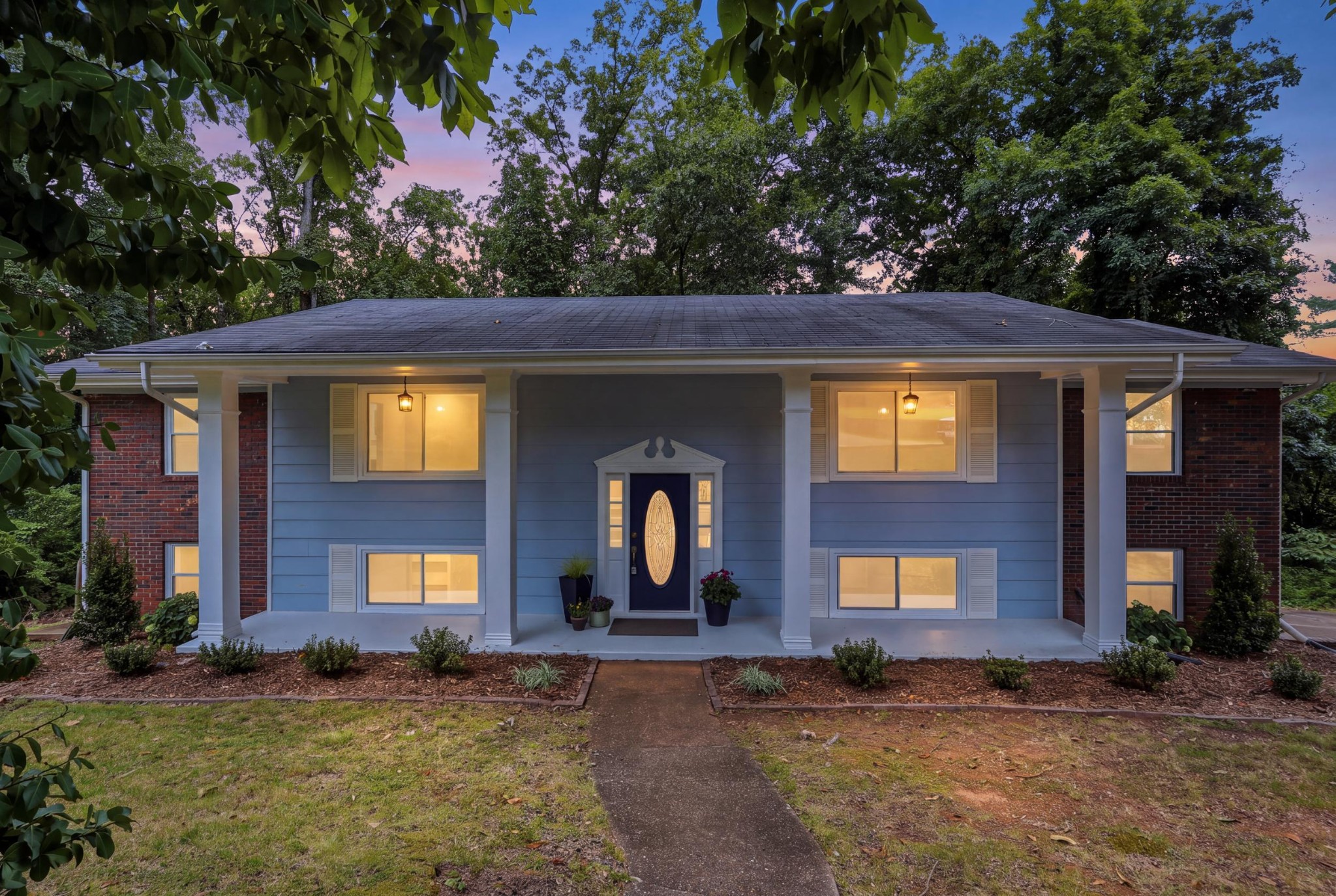 2824 Ridgecrest Drive